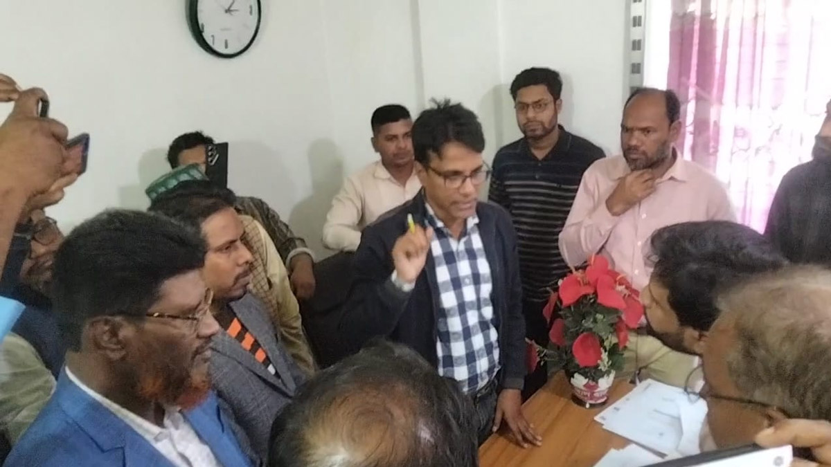 হাসপাতালটিকে ৫০ হাজার টাকা জরিমানা করেছেন ভ্রাম্যমাণ আদালত। ছবি- রূপালী বাংলাদেশ