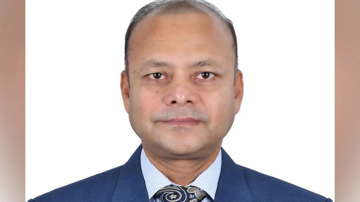 গণপূর্তের প্রধান প্রকৌশলী হলেন খালেকুজ্জামান চৌধুরী।
