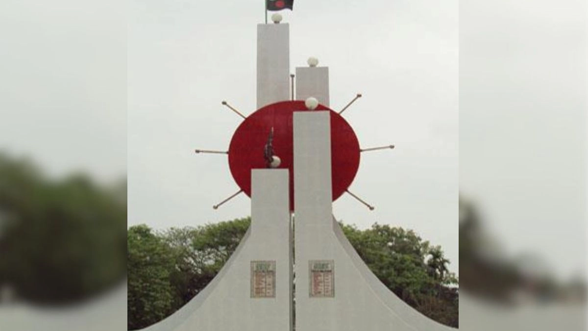 মুক্তিযুদ্ধের স্মৃতিসৌধ। ছবি- রূপালী বাংলাদেশ