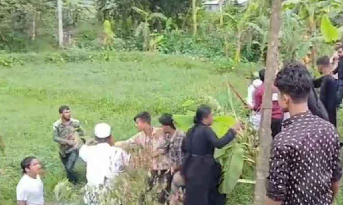 দাওয়াত না পেয়ে বিয়ের অনুষ্ঠানে হামলা, বর-কনেসহ আহত ১০