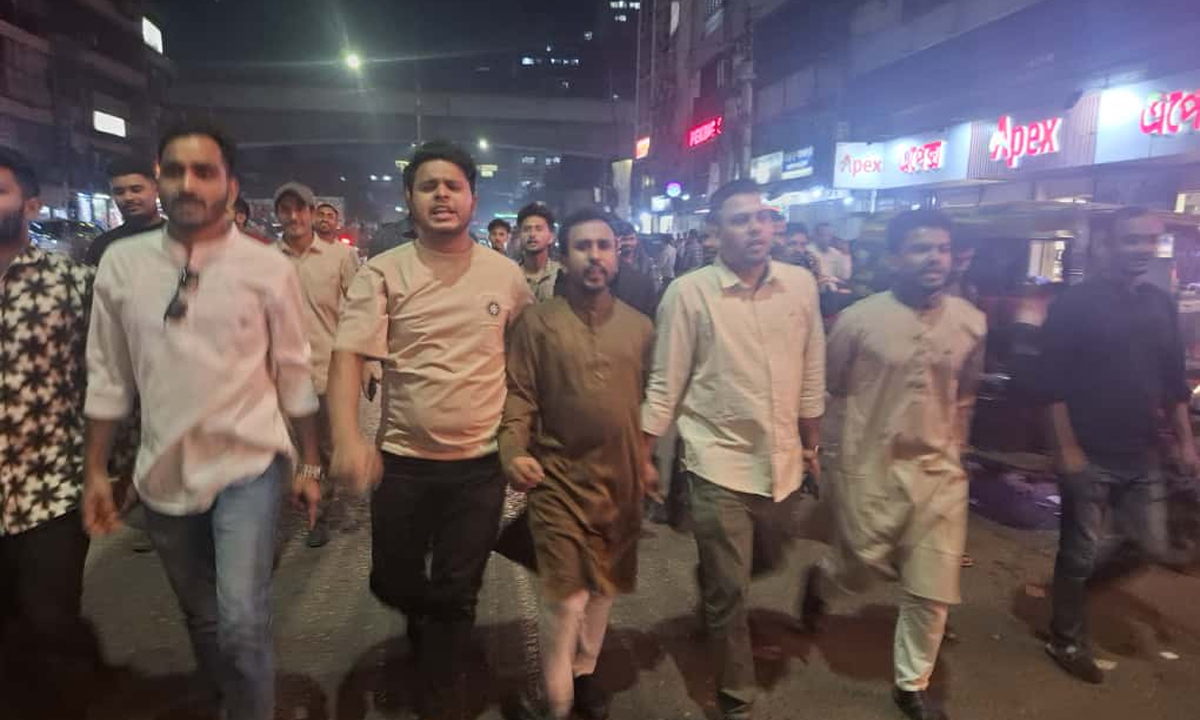 আওয়ামী লীগের লকডাউন কর্মসূচির প্রতিবাদে গণঅধিকার পরিষদের বিক্ষোভ মিছিল। ছবি- রূপালী বাংলাদেশ