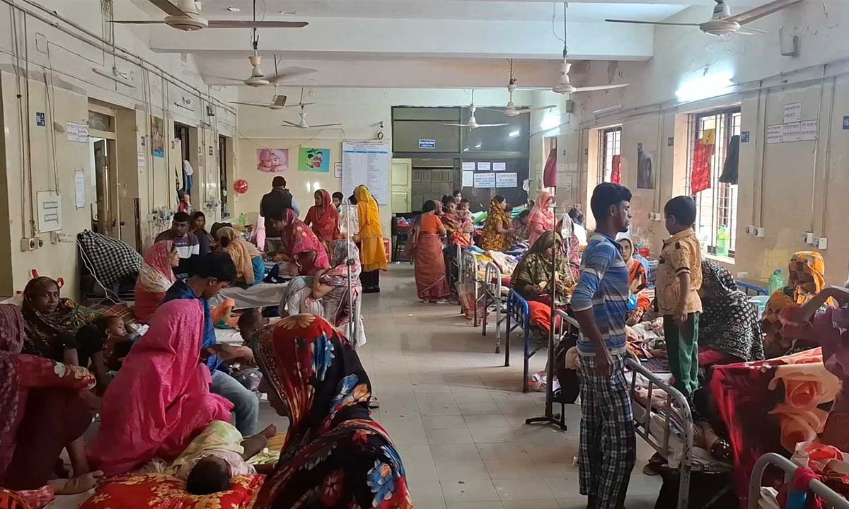 ঠান্ডাজনিত রোগে হাসপাতালে ভর্তি। ছবি : সংগৃহীত