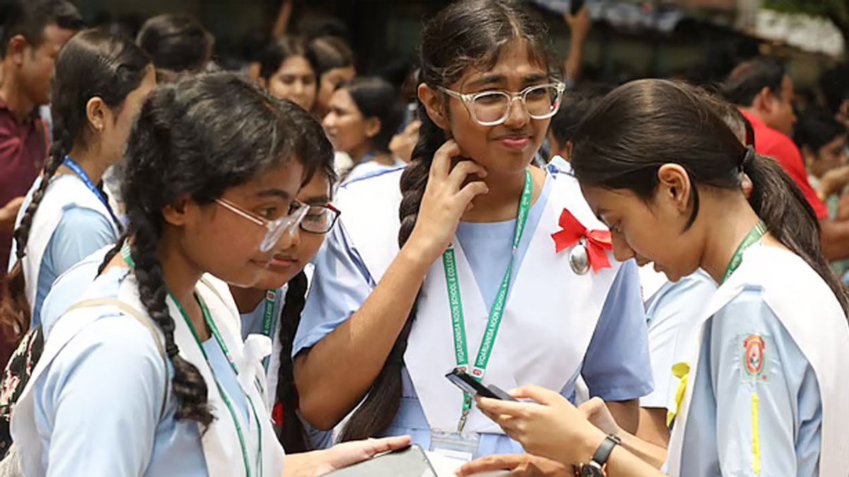 এইচএসসিতে খাতা চ্যালেঞ্জে রেকর্ড আবেদন