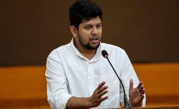 &lsquo;আর একটি লাশ পড়লে আমরাও লাশ নেব&rsquo; বলে হুঁশিয়ারি দিয়েছেন অন্তর্বর্তী সরকারের সাবেক উপদেষ্টা মাহফুজ আলম। তার এই বক্তব্যের সঙ্গে কি আপনি একমত?