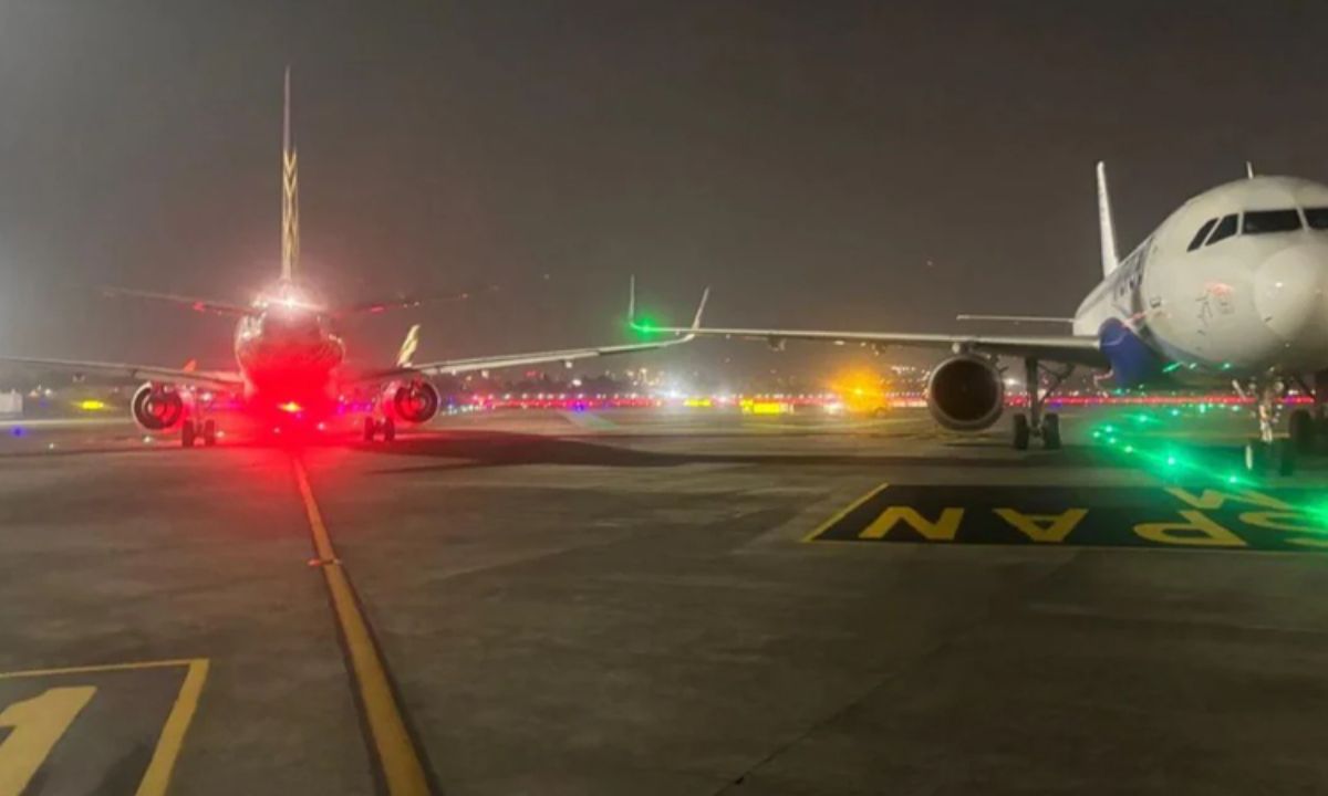 এয়ার ইন্ডিয়া ও ইন্ডিগোর বিমানের ডানায় ধাক্কা। ছবি : সংগৃহীত