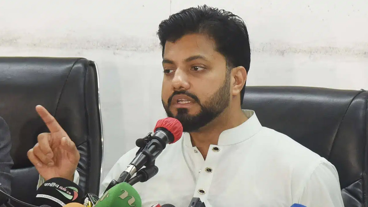 ইশরাক হোসেন  । ছবি : সংগৃহীত