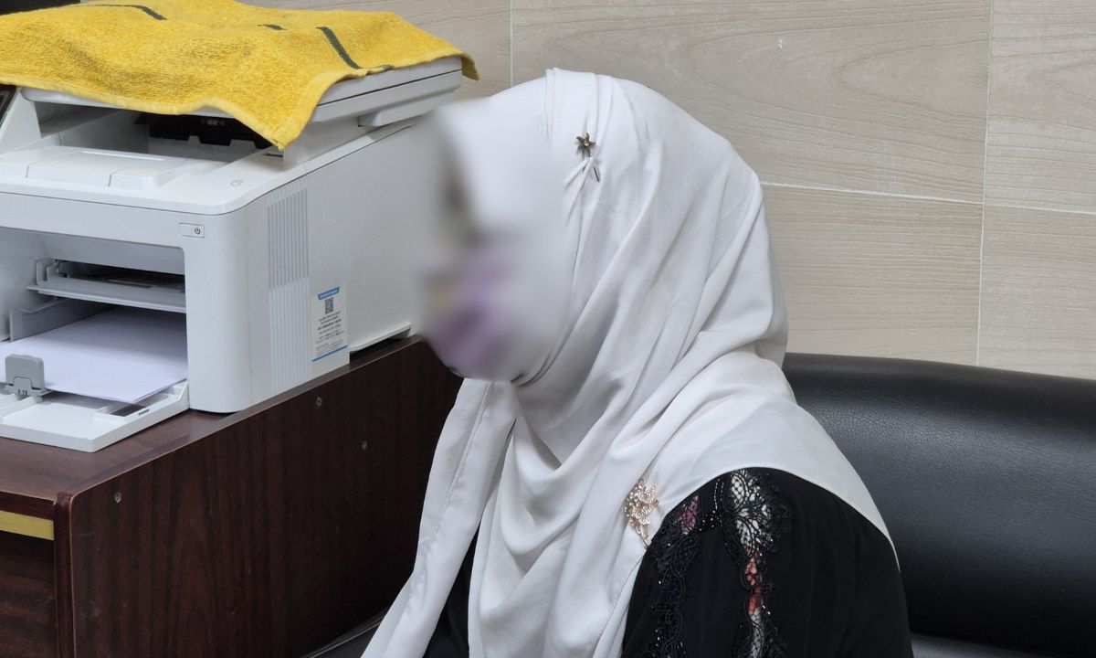আটক হওয়া পরীক্ষার্থী। ছবি- রূপালী বাংলাদেশ