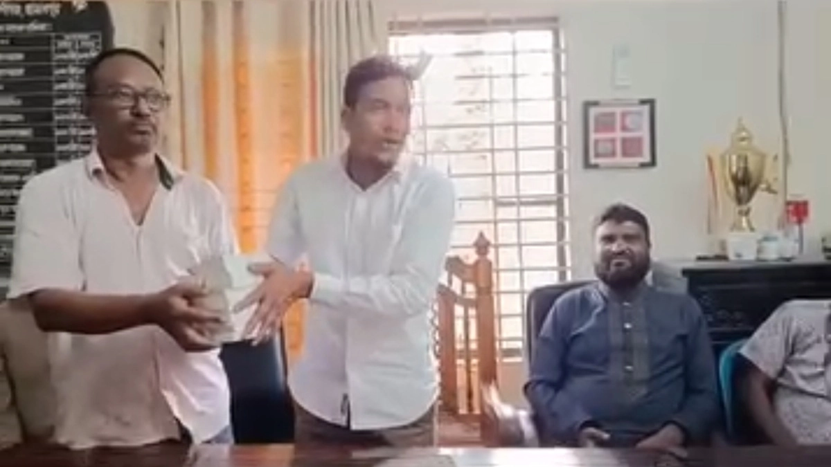 ছবি : রূপালী বাংলাদেশ