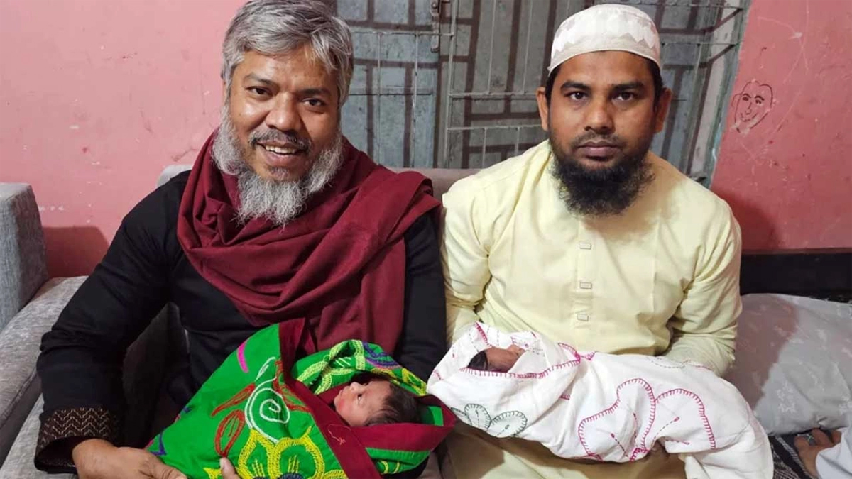 কক্সবাজারে এক জামায়াতকর্মীর সদ্যজাত যমজ সন্তান।