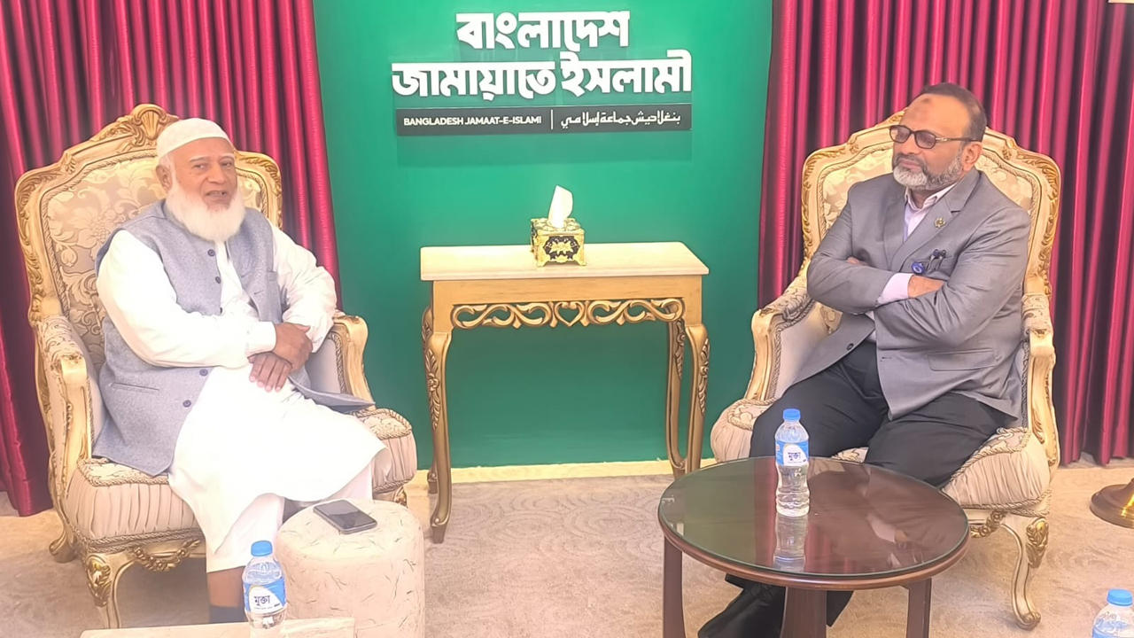ডা. শফিকুর রহমান ও অধ্যাপক ড. নিয়াজ আহমেদ খান। ছবি : সংগৃহীত