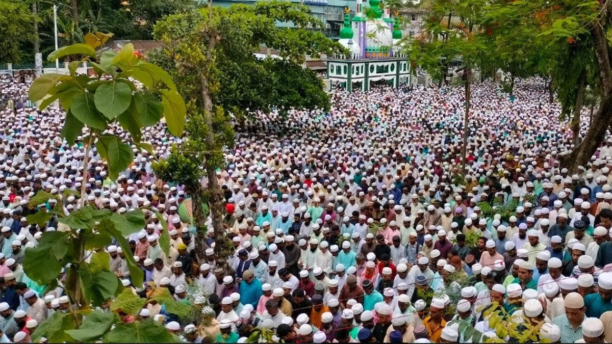 পুরোনো ছবি।