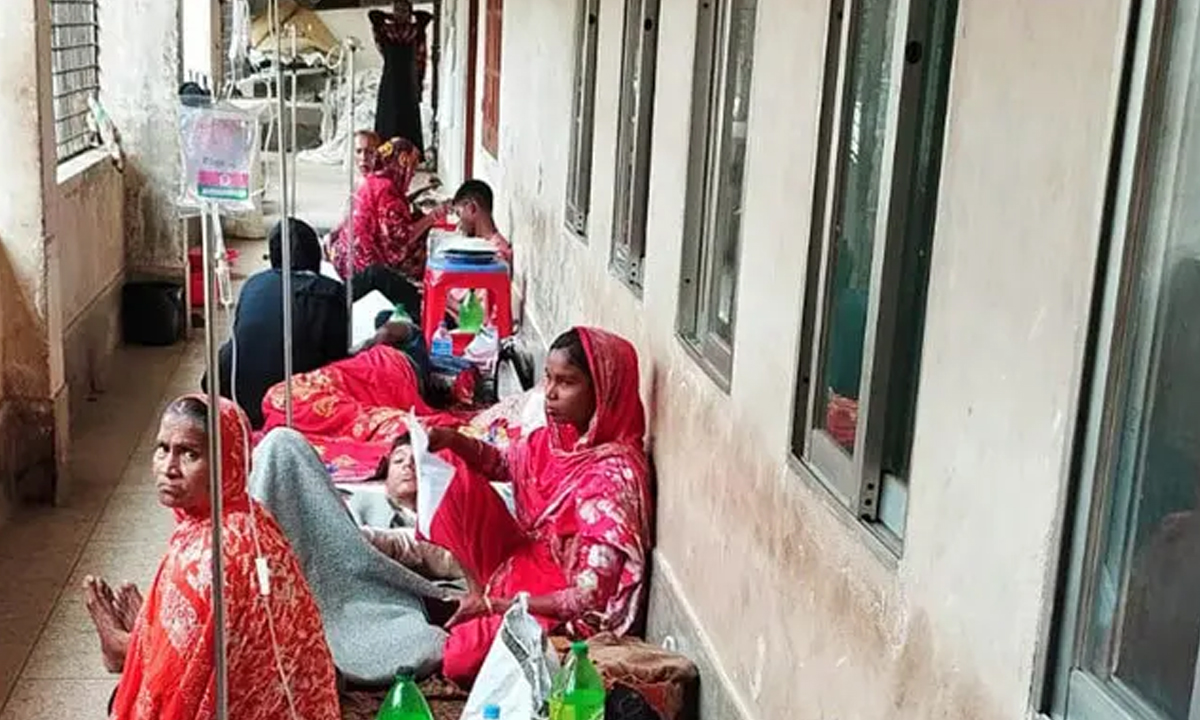 কেশবপুরে ডায়রিয়ার প্রকোপ বাড়ায় হাসপাতালে ভর্তি রোগী। ছবি : সংগৃহীত