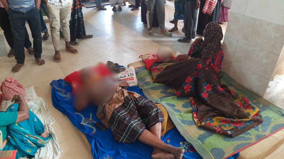 আহতরা হাসপাতালে ভর্তি। ছবি- রূপালী বাংলাদেশ