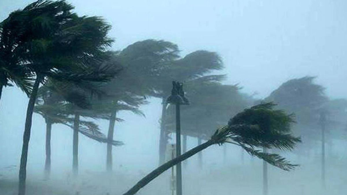 ১৫ জেলায় কালবৈশাখীর শঙ্কা, নদীবন্দরে সতর্ক সংকেত