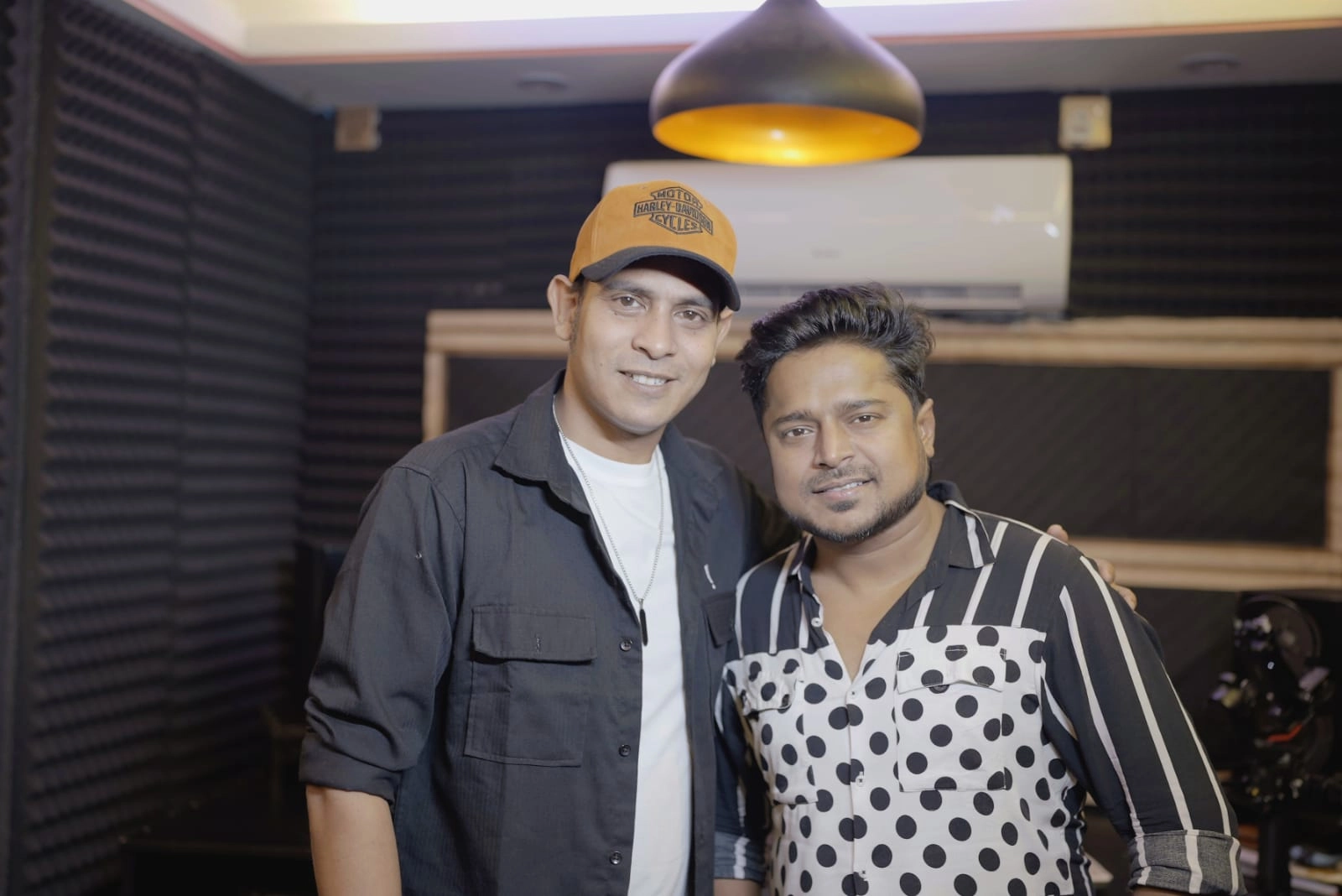 বন্ধু দিবসে কাজী শুভ ও মোহাম্মদ মিলনের গান ‍‍`বন্ধু‍‍`