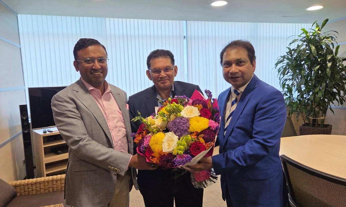রাশিয়ায় পররাষ্ট্রমন্ত্রী ও পররাষ্ট্র উপদেষ্টাকে রাষ্ট্রদূতের শুভেচ্ছা । ছবি : সংগৃহীত