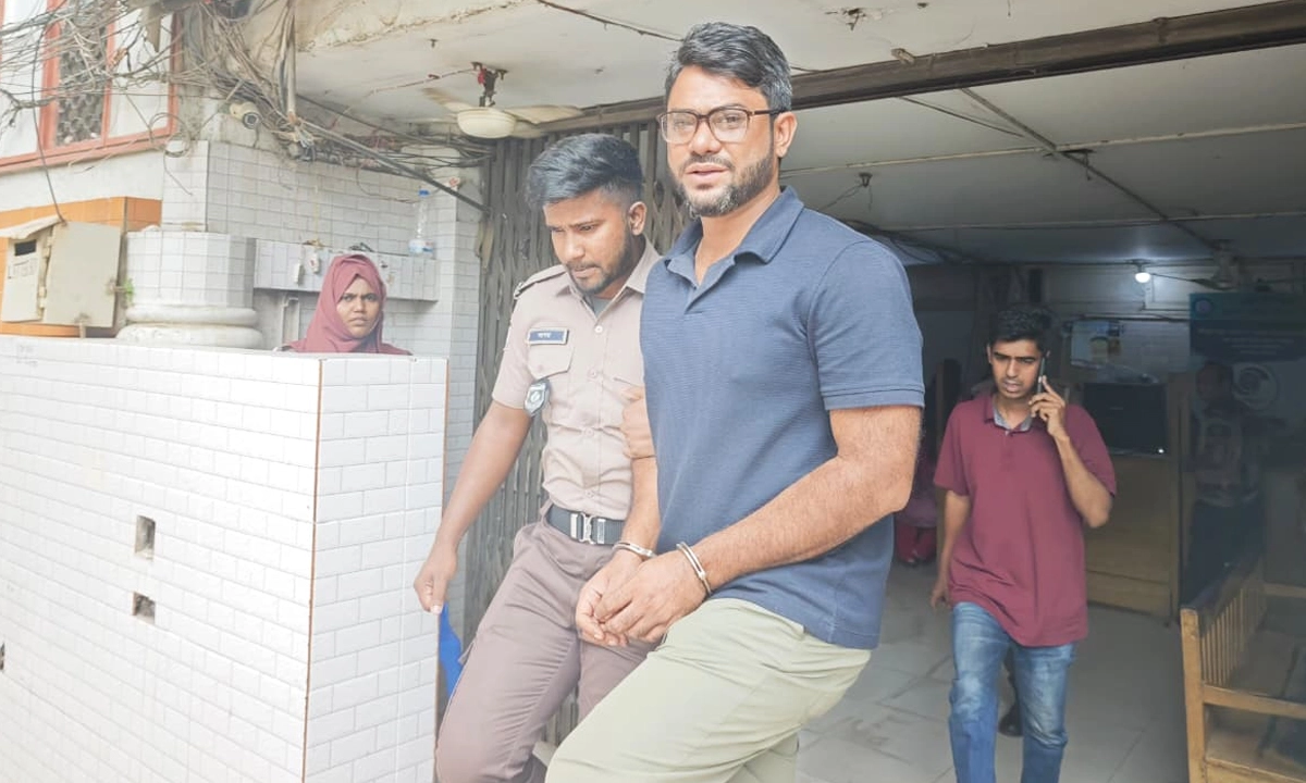 আসাদুজ্জামান সাব্বির। ছবি : রূপালী বাংলাদেশ