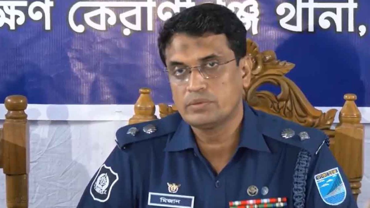 ব্রিফিংয়ে কথা বলছেন ঢাকা জেলার পুলিশ সুপার মো. মিজানুর রহমান। ছবি- সংগৃহীত