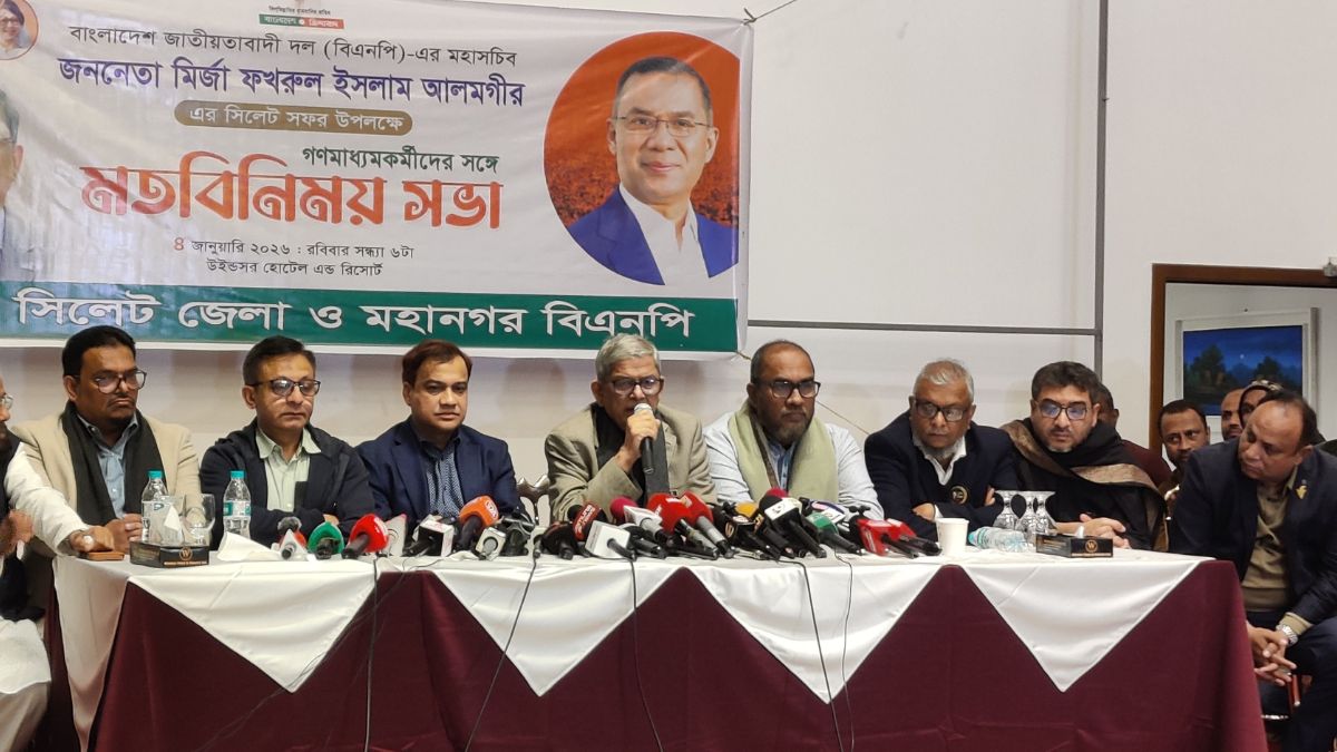 বক্তব্য দেন বিএনপির মহাসচিব মির্জা ফখরুল ইসলাম আলমগীর। ছবি- রূপালী বাংলাদেশ