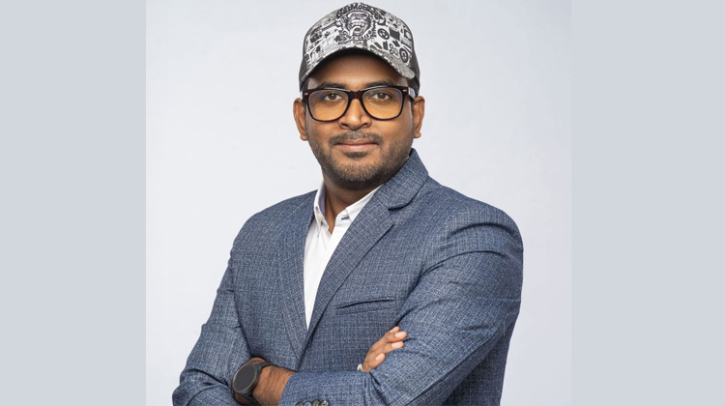 মধ্যরাতে ভোরের কাগজের অনলাইন এডিটরকে বাসা থেকে নিয়ে গেল ডিবি