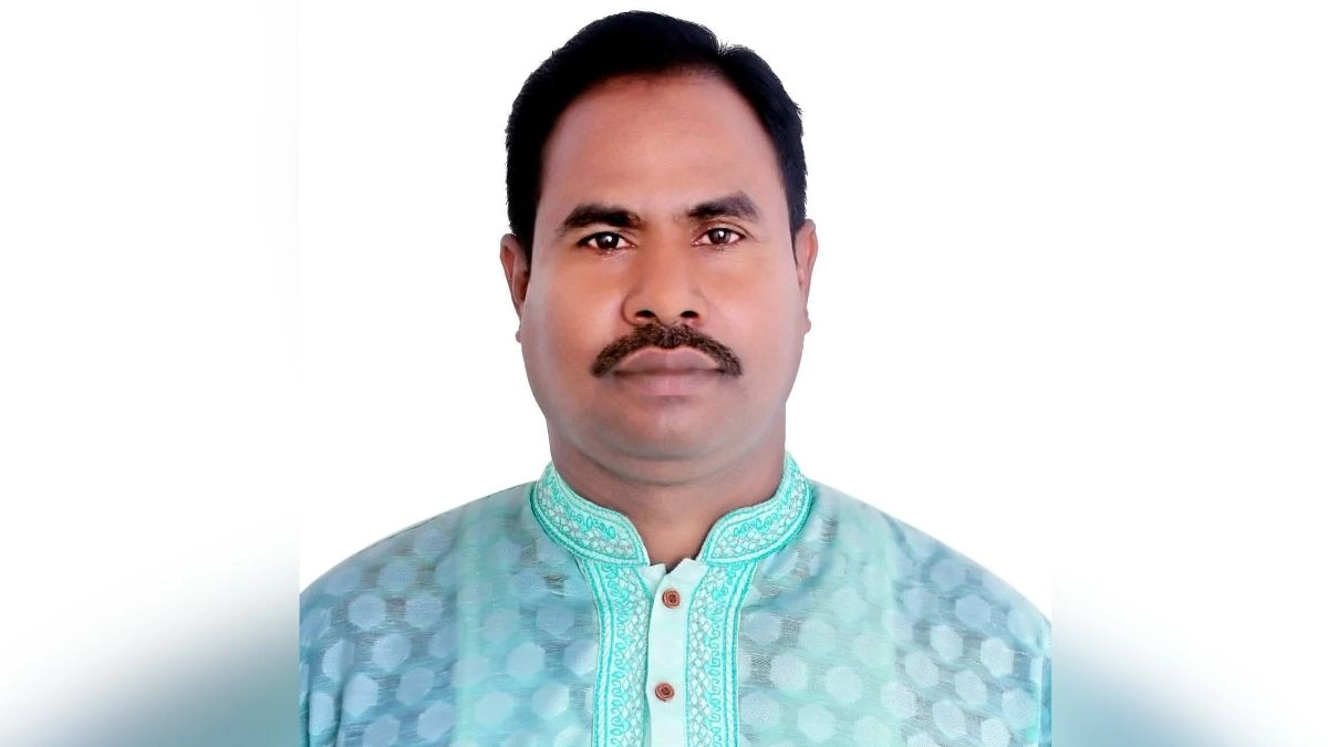 গ্রেপ্তার মো. মনির মোল্যা। ছবি- রূপালী বাংলাদেশ