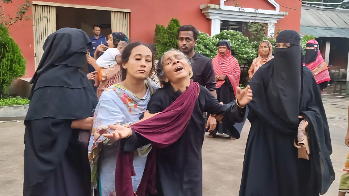 নিহতের স্বজনের আহাজারি।    ছবি- রূপালী বাংলাদেশ