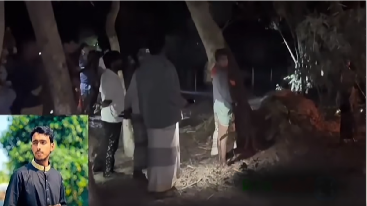 জুলাই শহীদ ইমনের বাড়িসহ একযোগে তিন জায়গায় অগ্নিসংযোগ।  ছবি- সংগৃহীত