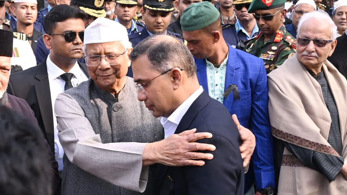 প্রধান উপদেষ্টা ড. মুহাম্মদ ইউনূস ও তারেক রহমান।