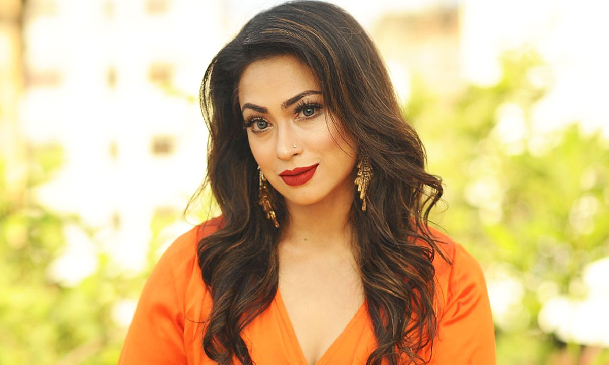 চিত্রনায়িকা সাদিকা পারভিন পপি। ছবি- সংগৃহীত