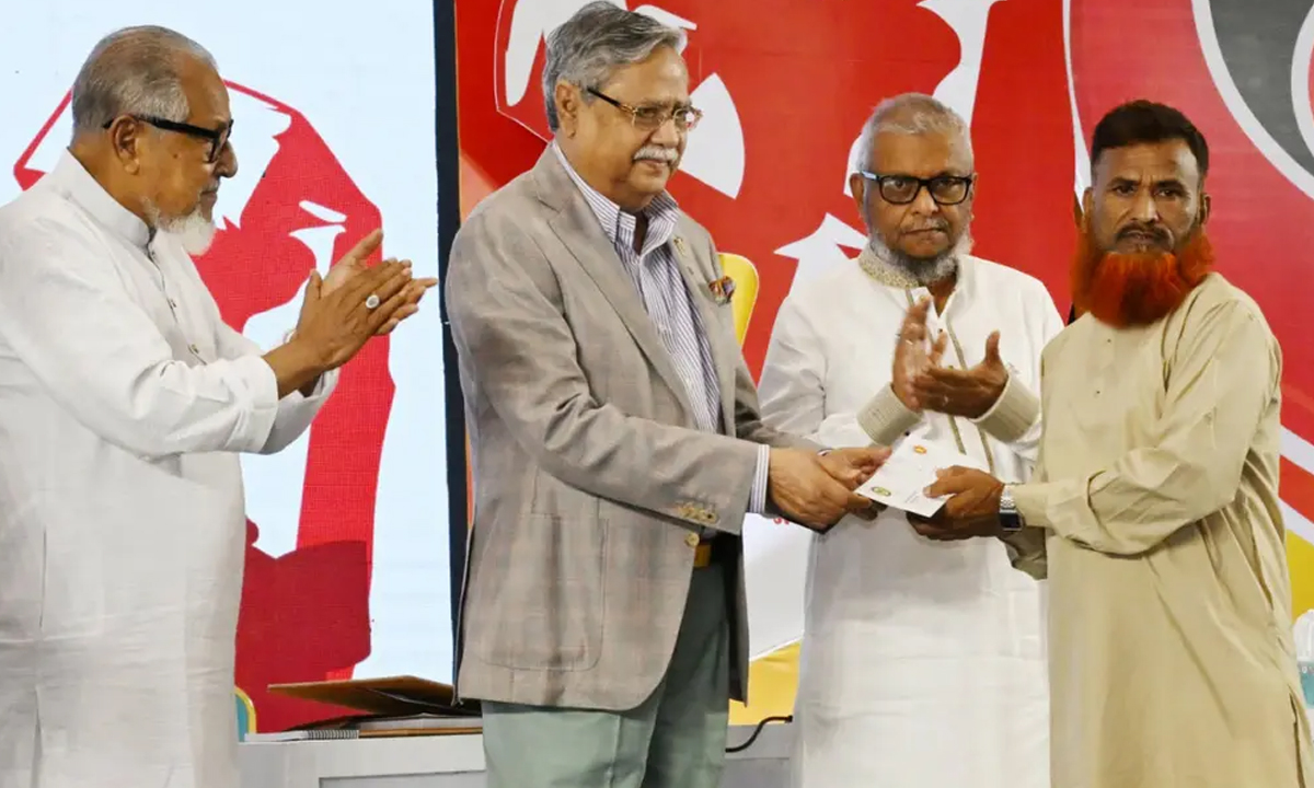 আন্তর্জাতিক শ্রমিক দিবস উপলক্ষে আয়োজিত আলোচনা সভায় রাষ্ট্রপতি মো. সাহাবুদ্দিন। ছবি- সংগৃহীত