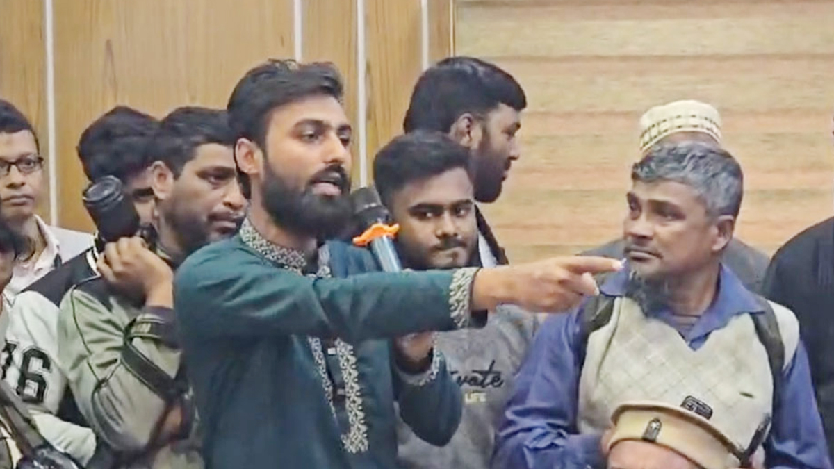 বৈষম্যবিরোধী ছাত্র আন্দোলনের জেলার সাবেক আহ্বায়ক নাহিদুল ইসলাম সাজু। ছবি- রূপালী বাংলাদেশ
