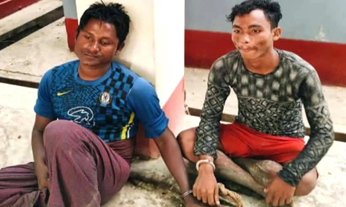 আটক ২ রোহিঙ্গা। ছবি : সংগৃহীত