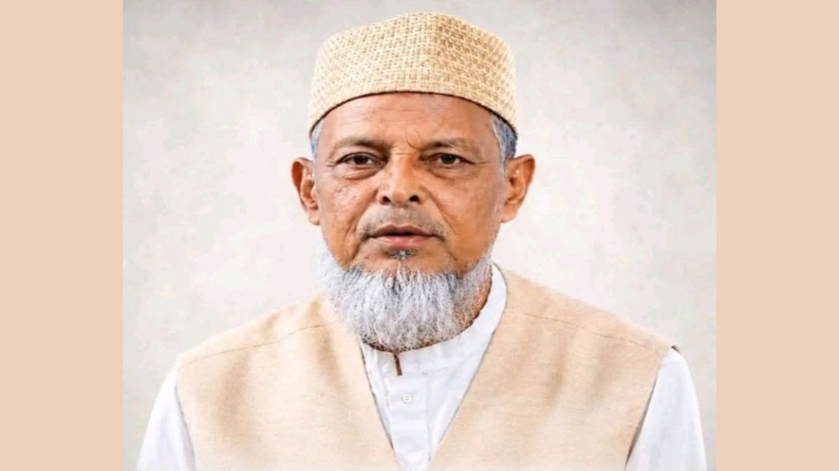 মাওলানা ফরিদ উদ্দিন চৌধুরী।