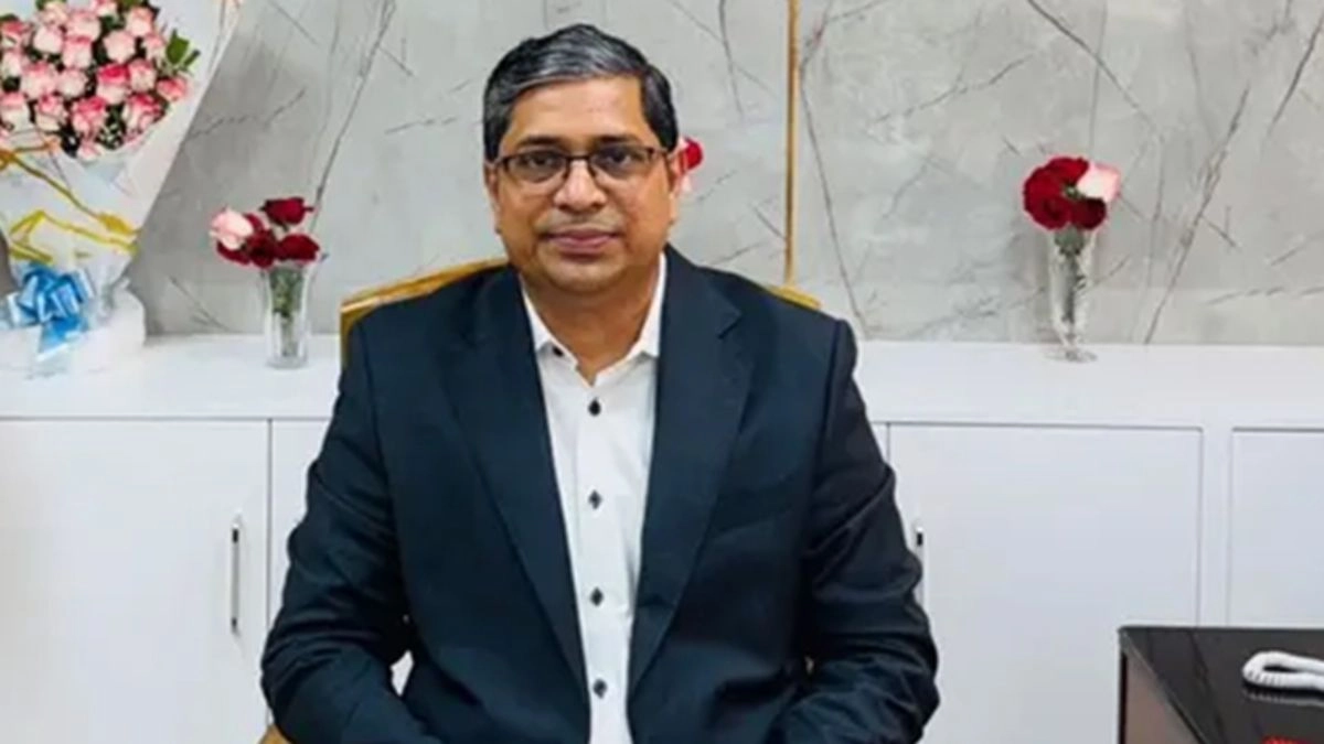 স্থানীয় সরকার, পল্লী উন্নয়ন ও সমবায় মন্ত্রণালয়ের প্রতিমন্ত্রী মীর শাহে আলম। ফাইল ছবি