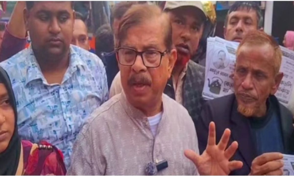 নাগরিক ঐক্যের সভাপতি ও বগুড়া-২ আসনের প্রার্থী মাহমুদুর রহমান মান্না। ছবি : রূপালী বাংলাদেশ