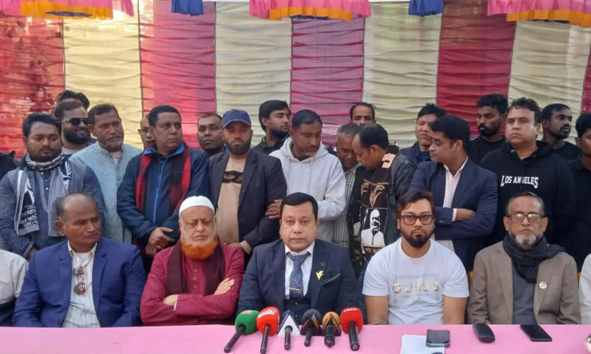 সংবাদ সম্মেলনে বিএনপির নেতা মইনুল আলম খান কনক। ছবি- রূপালী বাংলাদেশ