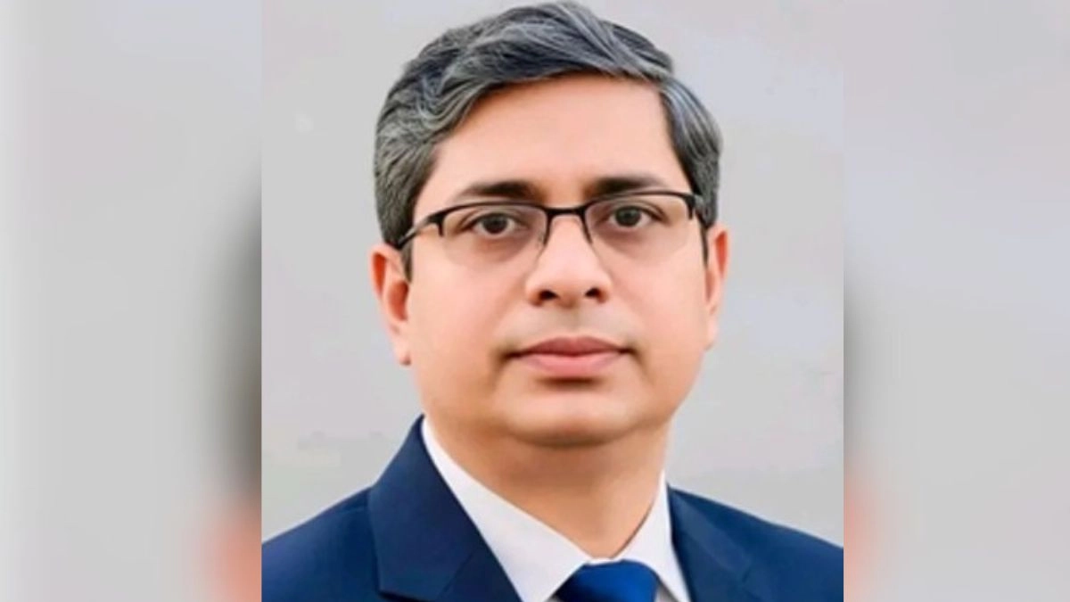 প্রতিমন্ত্রী মীর শাহে আলম।