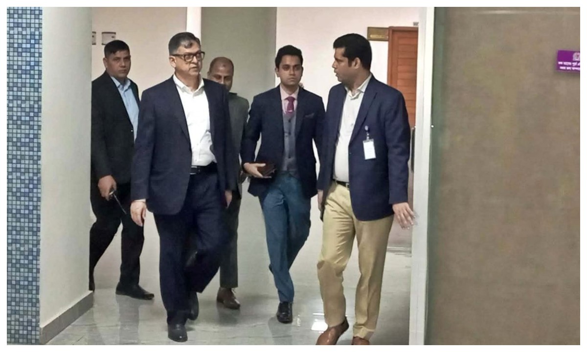 সিইসির সঙ্গে বৈঠক করতে স্থায়ী কমিটির সদস্য সালাউদ্দিন আহমেদের নেতৃত্বে বিএনপির প্রতিনিধিদল। ছবি- সংগৃহীত