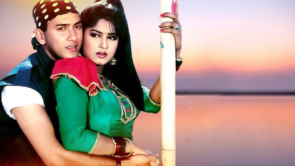 ‘অন্তরে অন্তরে’ সিনেমায় সালমান শাহ ও মৌসুমী। ছবি : সংগৃহীত
