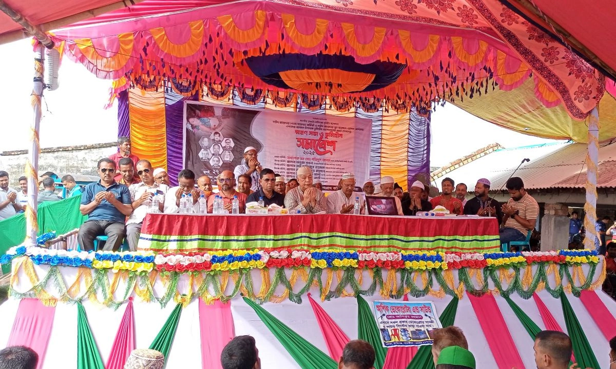 সাতক্ষীরার কালিগঞ্জের শহীদ জায়েদার ২৭তম মৃত্যুবার্ষিকী উপলক্ষে স্মরণসভা অনুষ্ঠিত। ছবি- রূপালী বাংলাদেশ