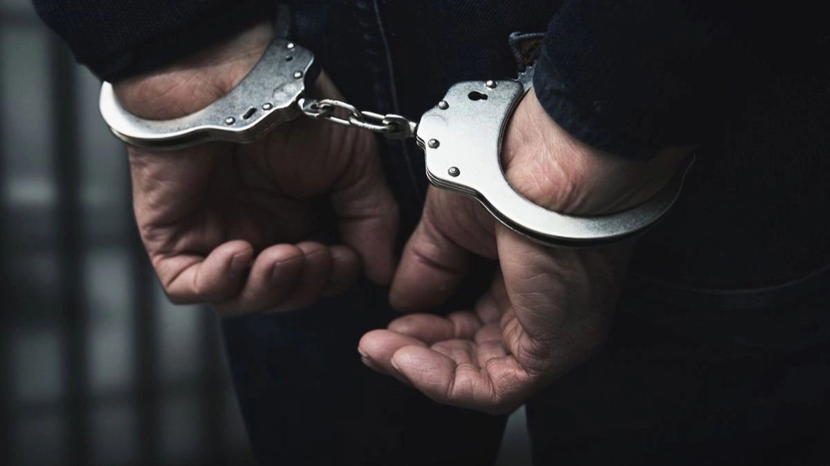 গ্রেপ্তারের প্রতীকী ছবি।