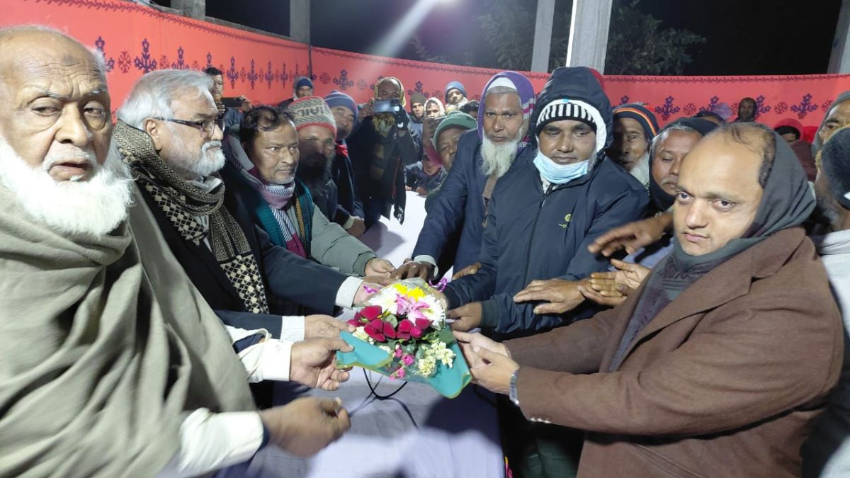 নীলফামারীর সৈয়দপুরে আওয়ামী লীগের নেতাকর্মী ও সমর্থকসহ ৩০ জনের বিএনপিতে যোগদান। ছবি- রূপালী বাংলাদেশ