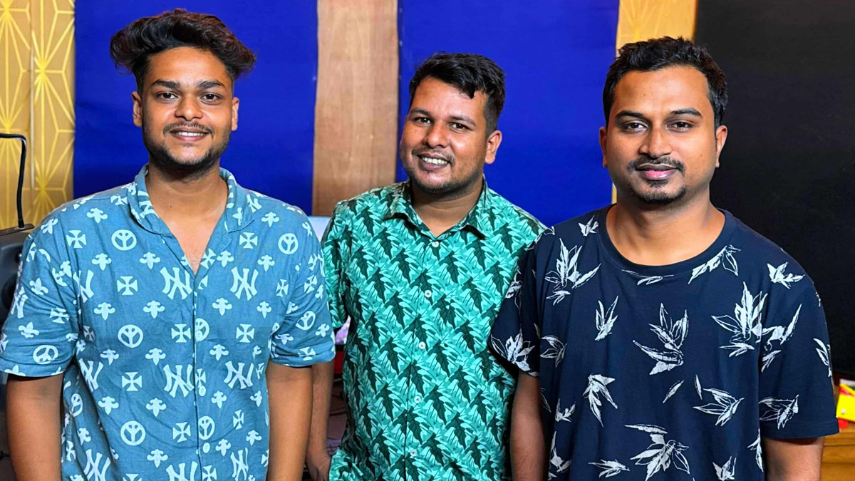সুরকার ও কণ্ঠশিল্পী ইমন আলিফ, গীতিকার সাইফুল বারী এবং সংগীত পরিচালক মারুফ চৌধুরী ।    ছবি- সংগৃহীত