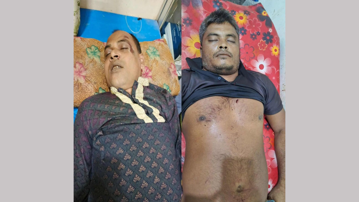 ফুটবল খেলাকে কেন্দ্র করে দু’পক্ষের মধ্যে সংঘর্ষ। ছবি- রূপালী বাংলাদেশ