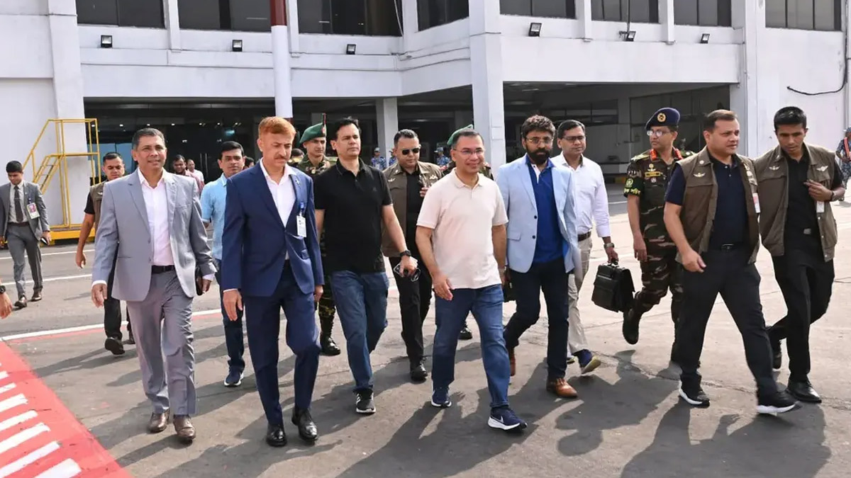 নীলফামারীর সৈয়দপুর বিমানবন্দরে পৌঁছেছেন প্রধানমন্ত্রী তারেক রহমান।  ছবি : সংগৃহীত