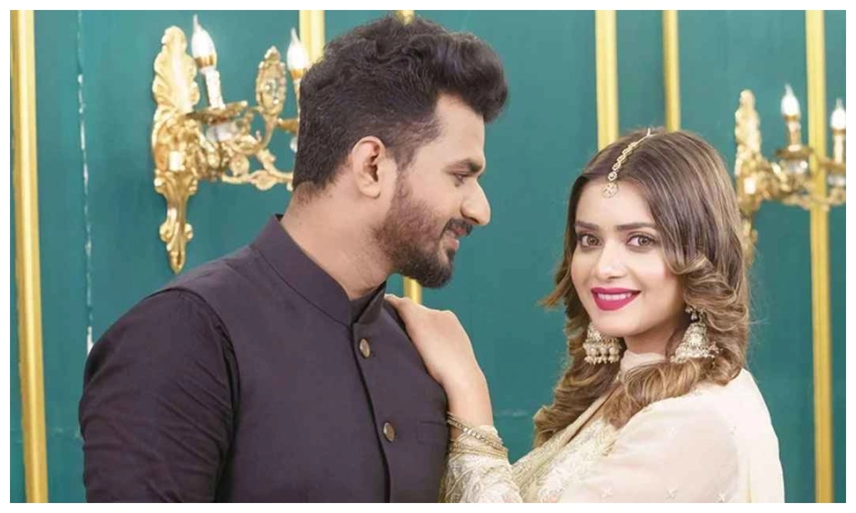 অভিনেতা মুশফিক আর ফারহান-তানজিন তিশা।। ছবি- সংগৃহীত