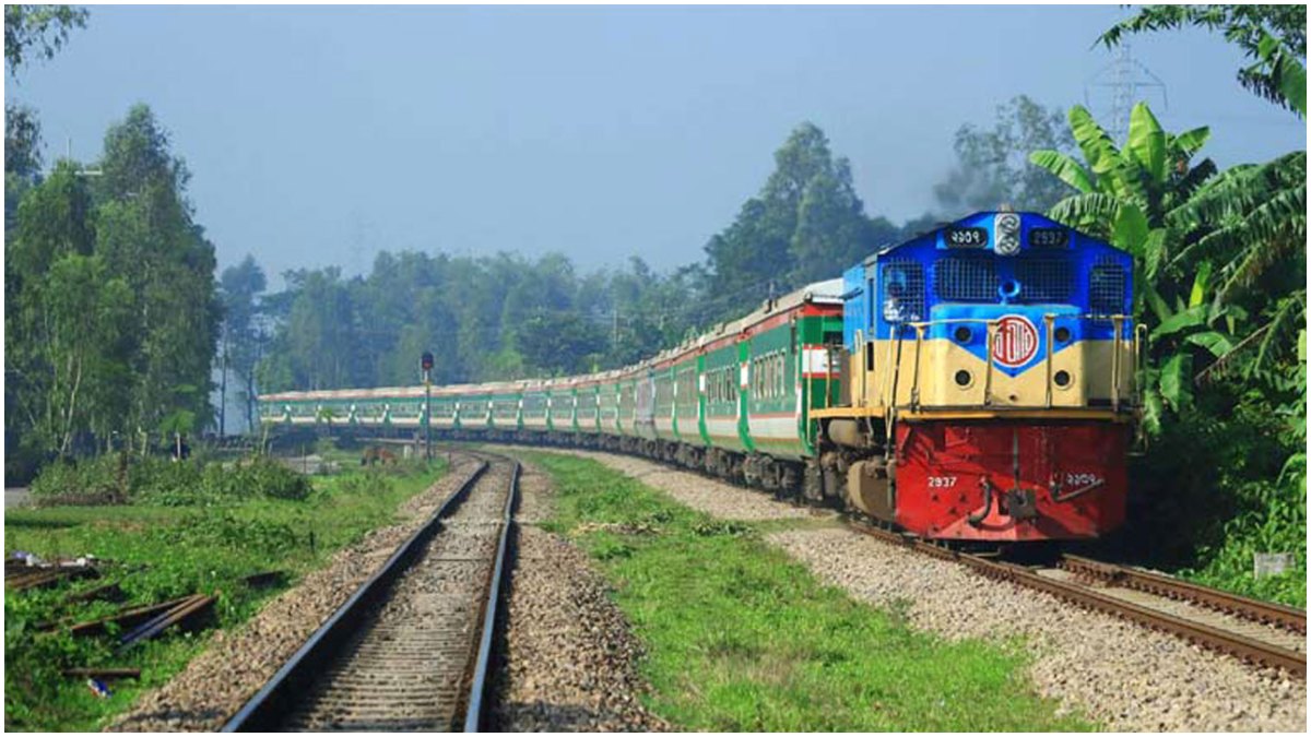 রেলগাড়ী। ছবি- সংগৃহীত