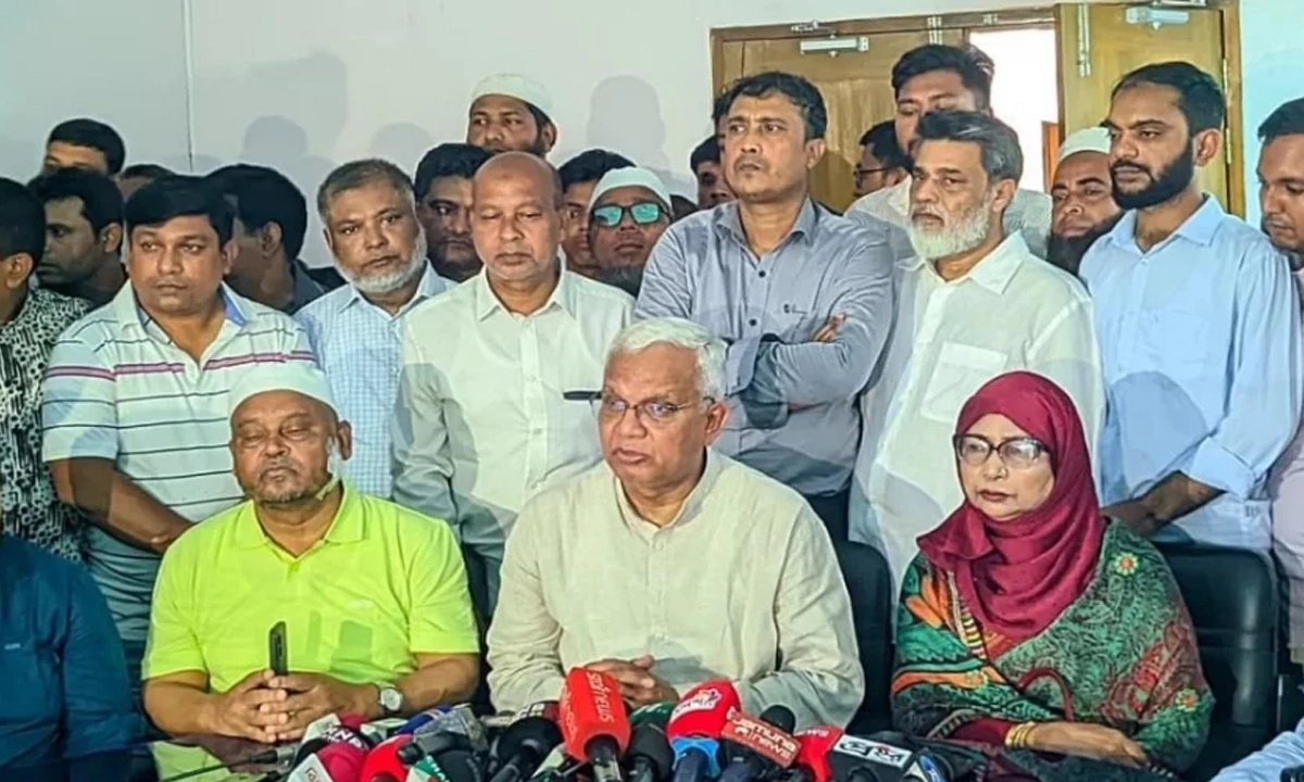 রংপুর জেলা সমাজসেবা কার্যালয় মিলনায়তনে সাংবাদিকদের সঙ্গে সমাজকল্যাণ মন্ত্রী ডা. এজেডএম জাহিদ হোসেন। ছবি- সংগৃহীত