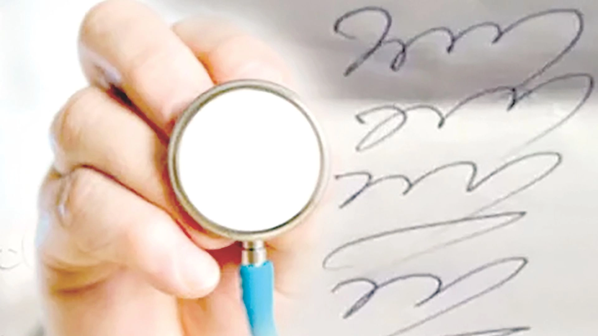 চিকিৎসকদের হাতের লেখা ঠিক করতে বলল ভারতের আদালত