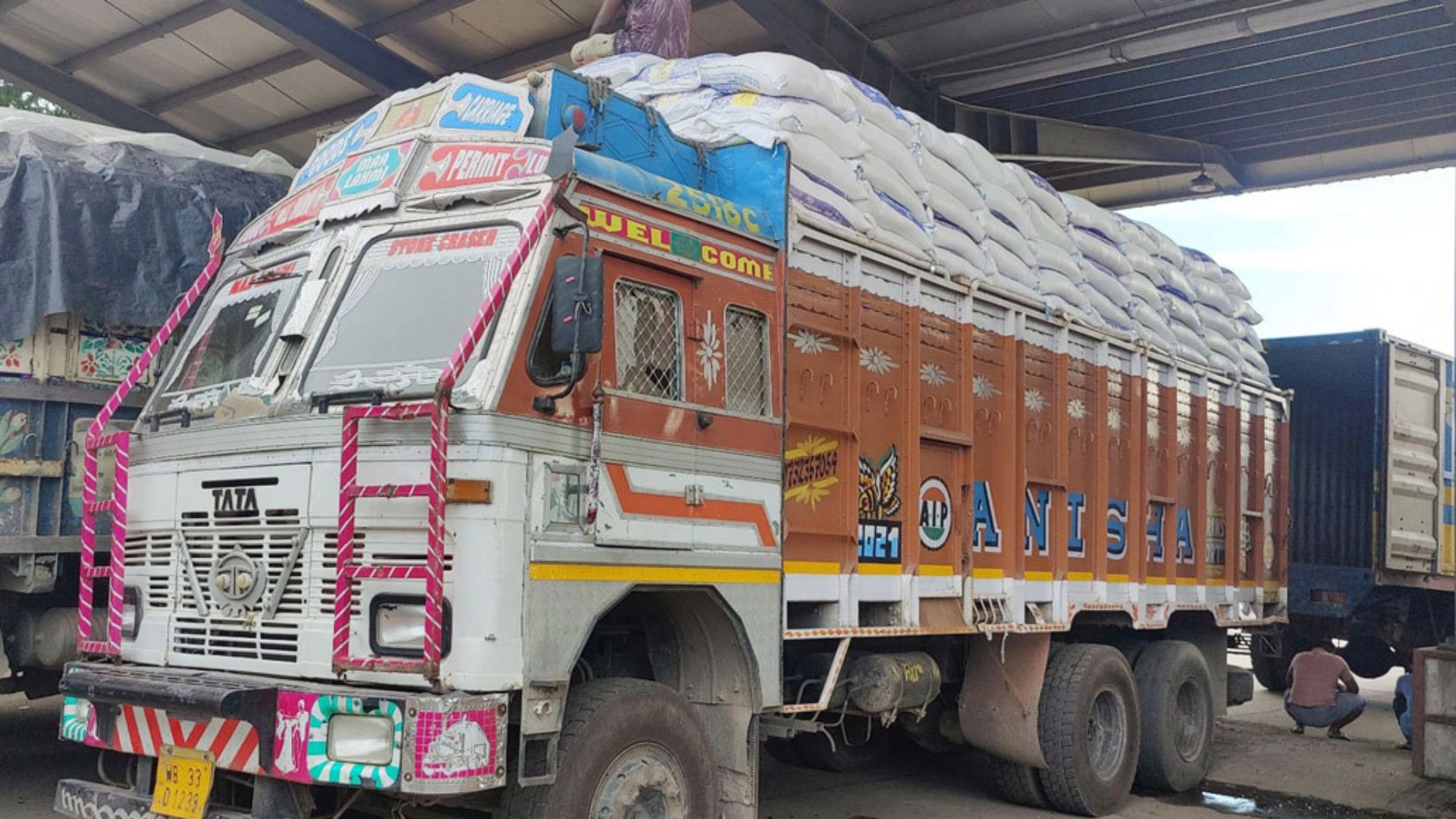 চার মাসে ভারত থেকে এলো  ১৮ হাজার টন চাল